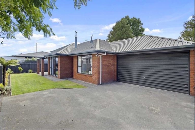 Photo of property in 294 Wairakei Road, Bryndwr, Christchurch, 8053