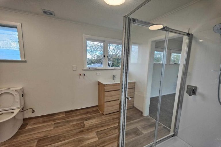 Photo of property in 48 Woodlands Crescent, Browns Bay, Auckland, 0630