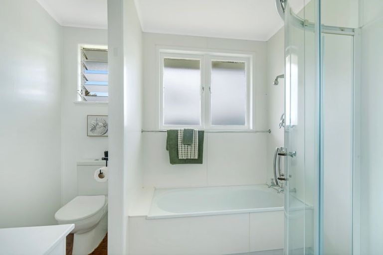 Photo of property in 16 Otuhiwai Crescent, Tikipunga, Whangarei, 0112