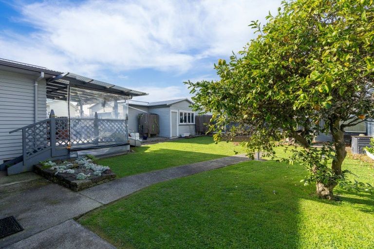 Photo of property in 3 Drake Street, Levin, 5510