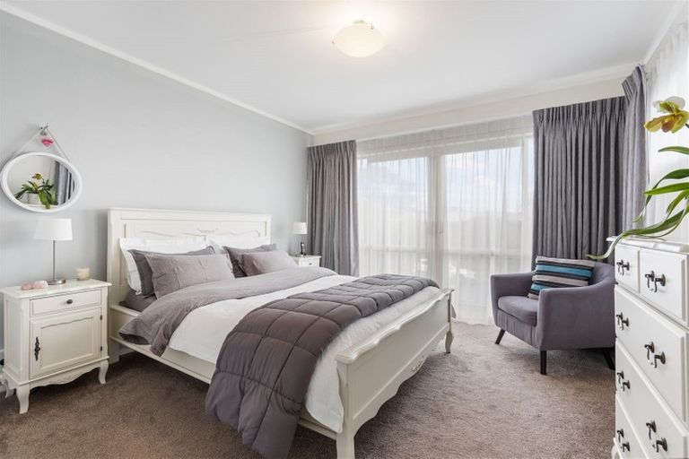 Photo of property in 2/1 Serrita Avenue, Sunnyhills, Auckland, 2010