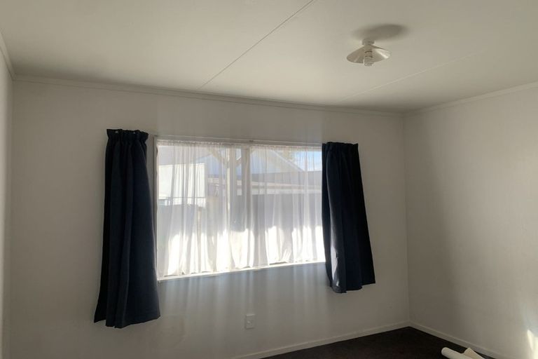 Photo of property in 2 Inverness Avenue, Hamilton East, Hamilton, 3216