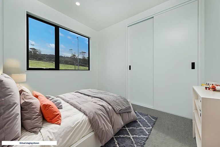 Photo of property in 102 Te Oneroa Way, Long Bay, Auckland, 0630