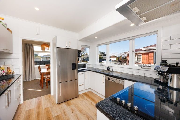 Photo of property in 14 Forbury Avenue, Takaro, Palmerston North, 4412