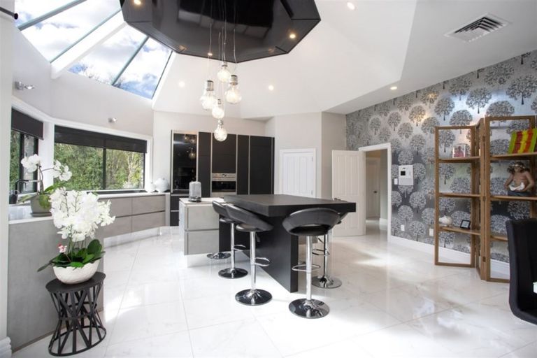 Photo of property in 127 Regent's Park Drive, Casebrook, Christchurch, 8051