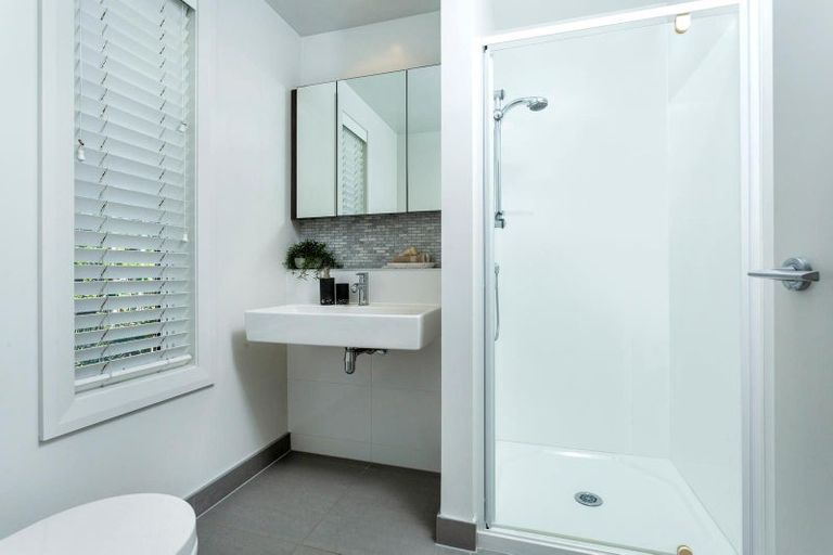 Photo of property in 223a Hurstmere Road, Takapuna, Auckland, 0622