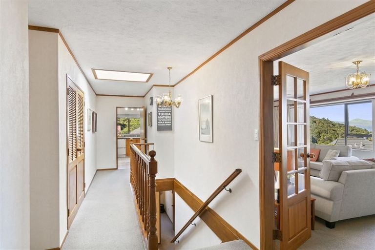 Photo of property in 14 Satara Crescent, Khandallah, Wellington, 6035