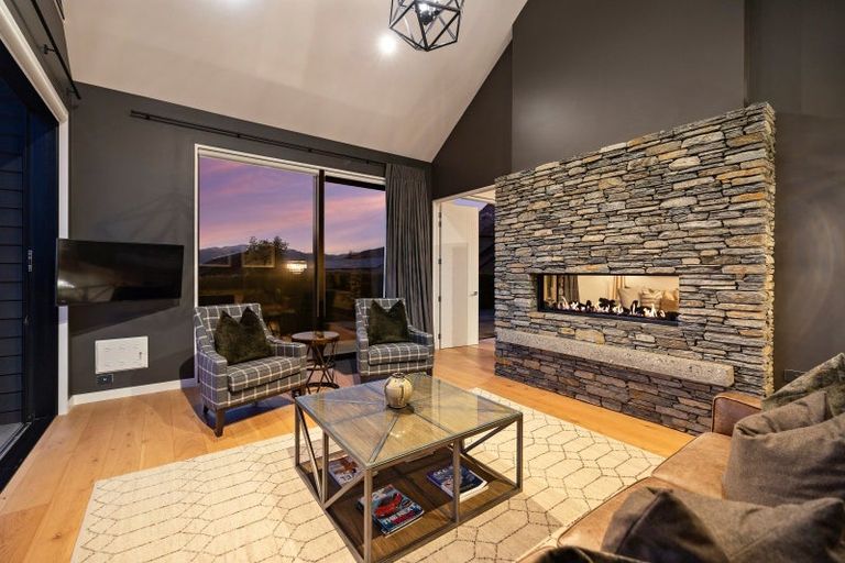 Photo of property in 4 Stockyard Lane, Jacks Point, Queenstown, 9371