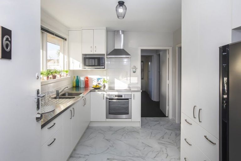 Photo of property in 6/78 Holly Road, St Albans, Christchurch, 8014