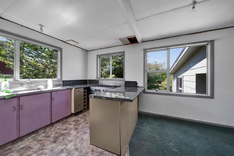 Photo of property in 28 Camellia Avenue, Bell Block, New Plymouth, 4312