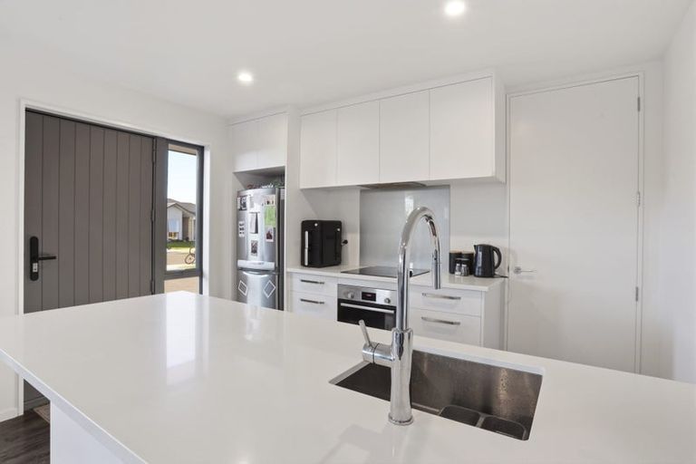 Photo of property in 13 Ellmers Street, Woodend, 7610