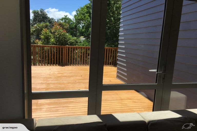 Photo of property in 13b Hebron Road, Waiake, Auckland, 0630