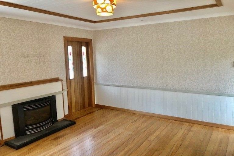 Photo of property in 1 Freyberg Avenue, Stoke, Nelson, 7011