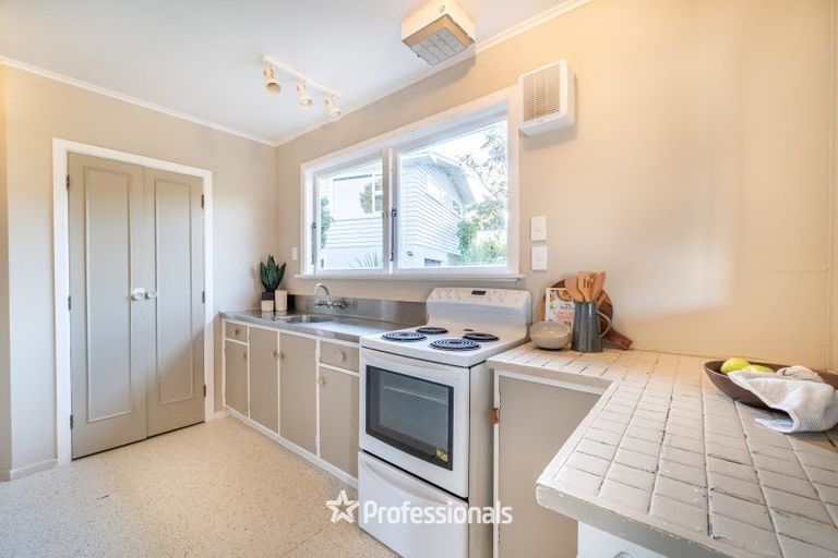 Photo of property in 22 Vista Grove, Kelson, Lower Hutt, 5010