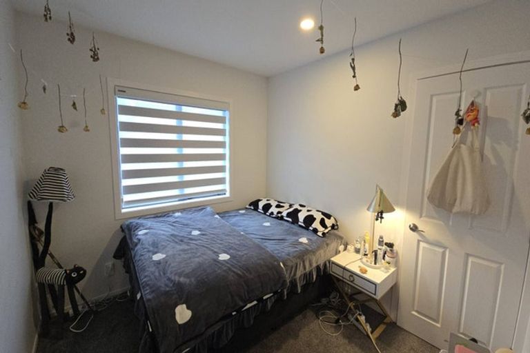 Photo of property in 15a Lyren Place, Half Moon Bay, Auckland, 2012