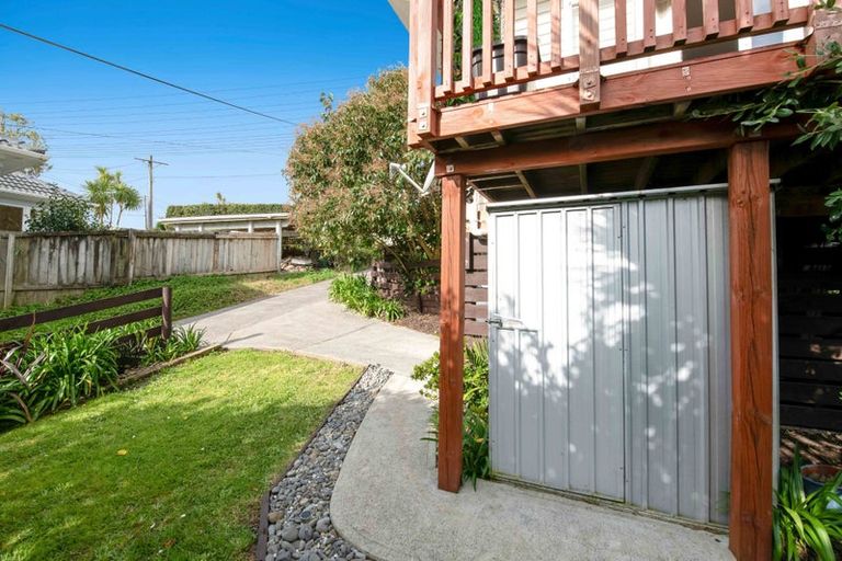 Photo of property in 27a Makiri Street, Helensville, 0800