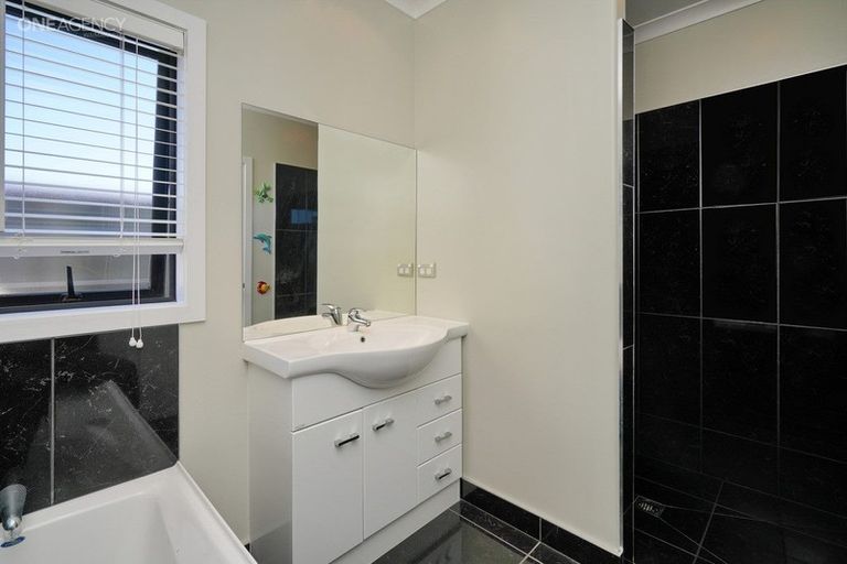 Photo of property in 24 Aroha Street, Pegasus, 7612