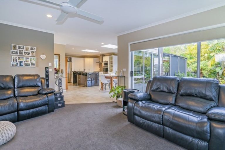 Photo of property in 80 Kupe Drive, Whitianga, 3510