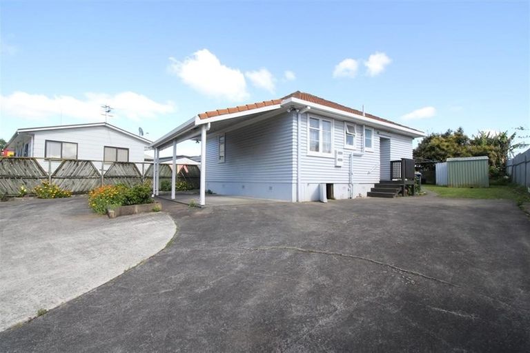 Photo of property in 81 Palmers Road, Clendon Park, Auckland, 2103