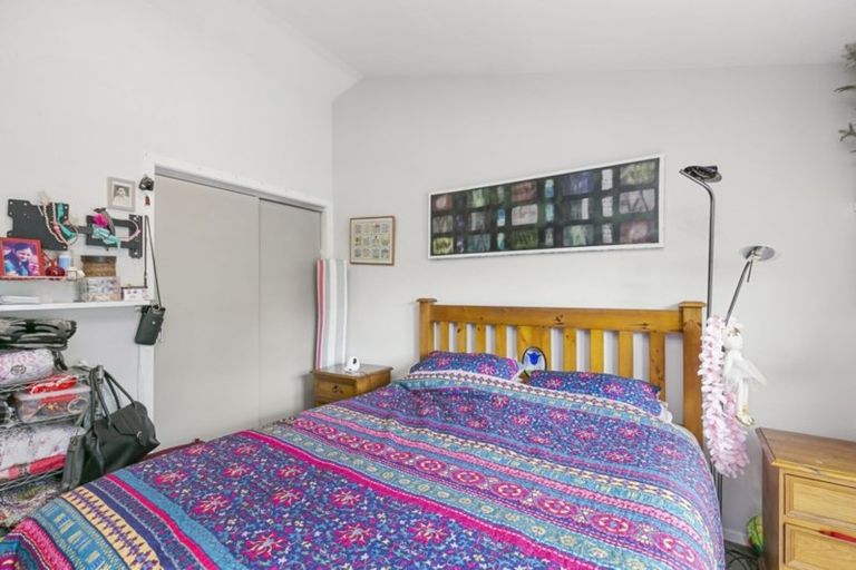 Photo of property in 136 Fraser Avenue, Johnsonville, Wellington, 6037