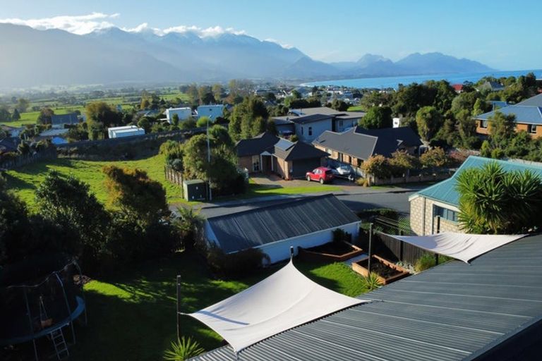 Photo of property in 7 Fyffe Avenue, Kaikoura, 7300