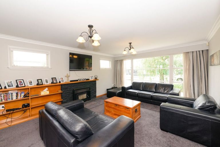 Photo of property in 4 Richmond Avenue, Takaro, Palmerston North, 4410