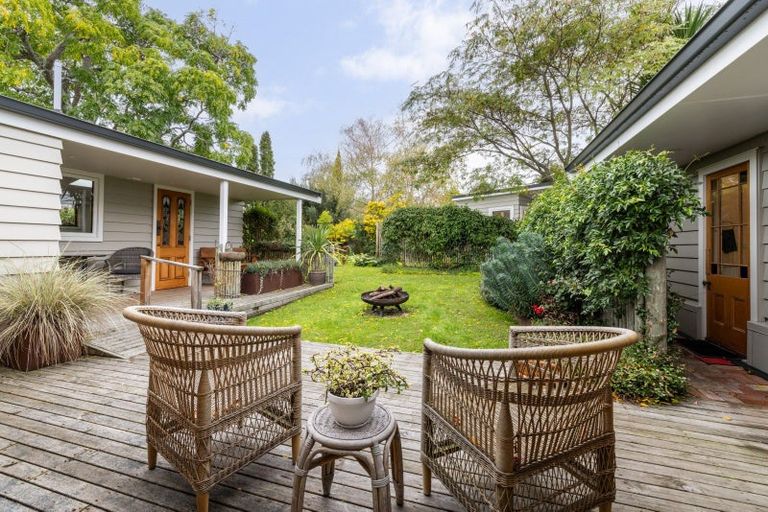 Photo of property in 10 Guthrie Road, Havelock North, 4130