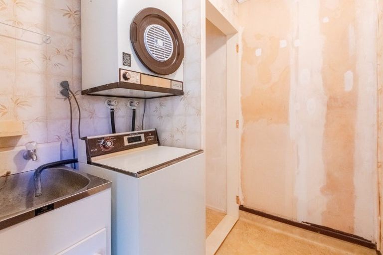 Photo of property in 419 Marine Parade, Napier South, Napier, 4110