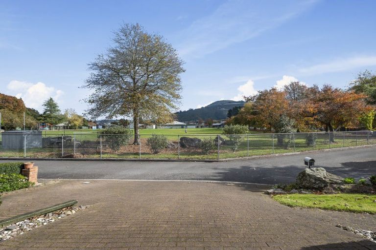 Photo of property in 56a Aquarius Drive, Kawaha Point, Rotorua, 3010