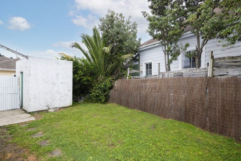 Photo of property in 1 Parau Street, Kaiti, Gisborne, 4010