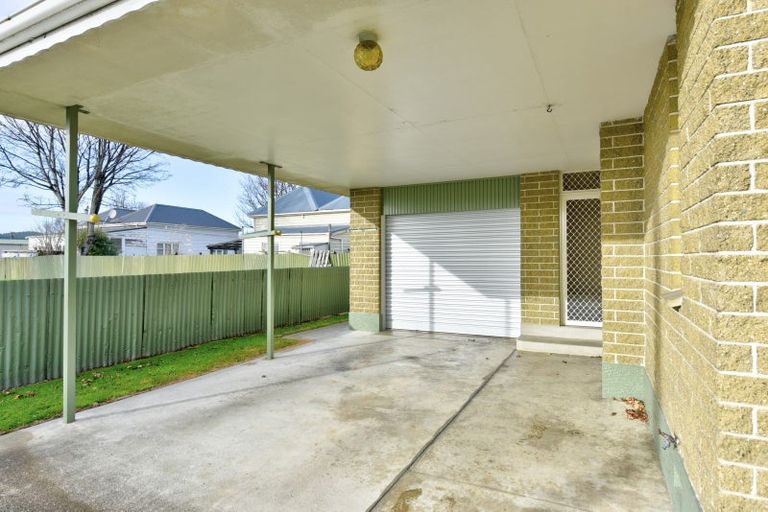 Photo of property in 2 Jacob Street, Gore, 9710