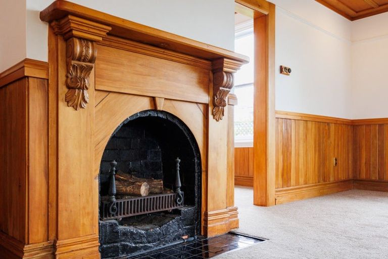 Photo of property in 294 Grey Street, Palmerston North, 4414