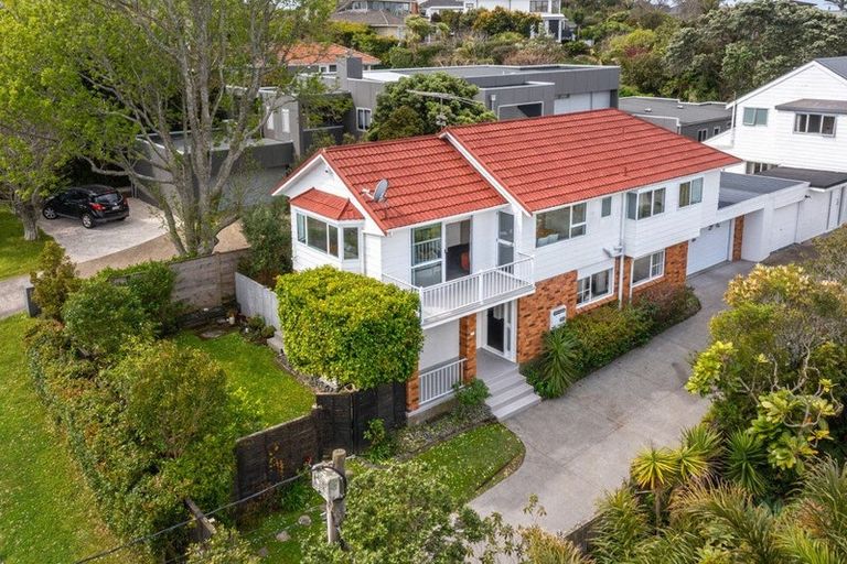 Photo of property in 13a Gulf View Road, Murrays Bay, Auckland, 0630