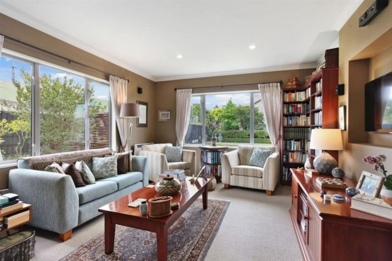 Photo of property in 33 Millstream Drive, Northwood, Christchurch, 8051