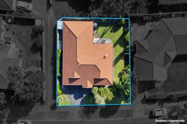 Photo of property in 32 Highfields Terrace, Henderson, Auckland, 0612