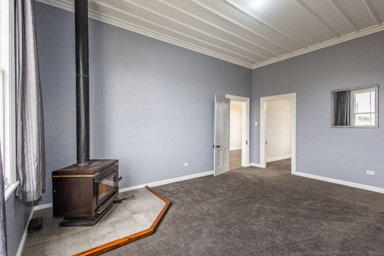 Photo of property in 14 Rangipo Street, Waiouru, 4825
