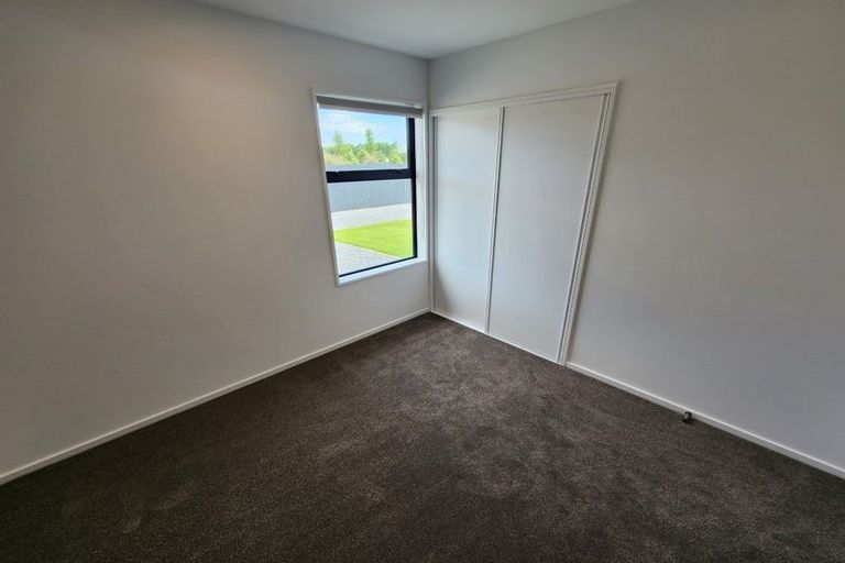Photo of property in 189 Belfast Road, Belfast, Christchurch, 8051