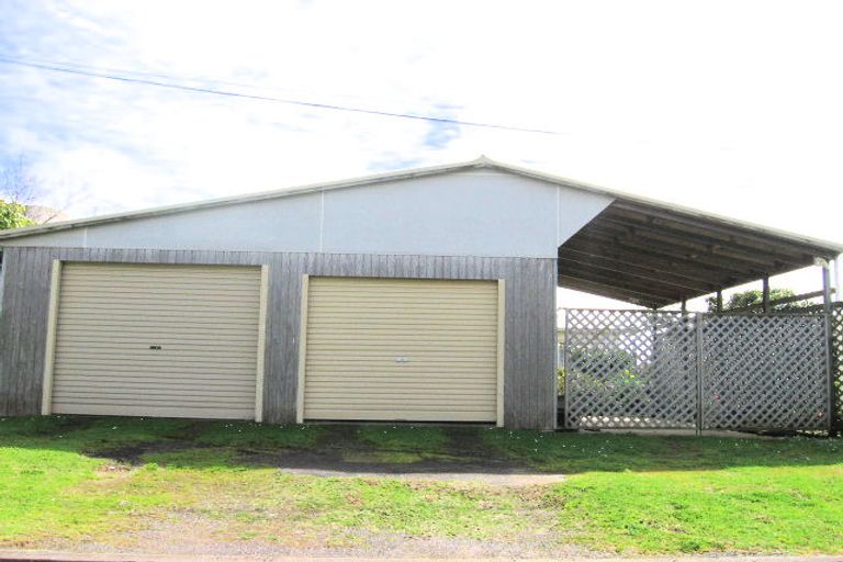 Photo of property in 37 Seaview Avenue, Te Puru, Thames, 3575