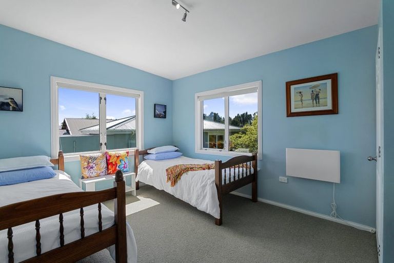 Photo of property in 4 Rotten Row, Waikuku Beach, 7473