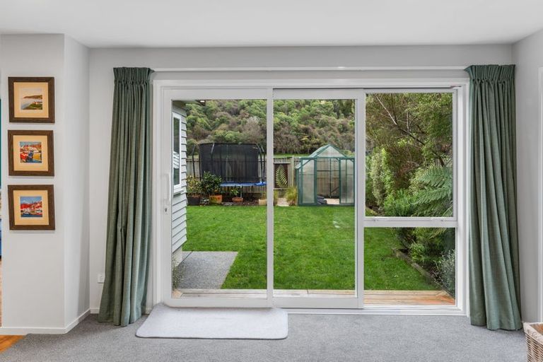 Photo of property in 32 Wakatu Avenue, Moncks Bay, Christchurch, 8081