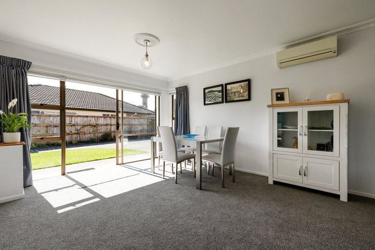 Photo of property in 6a Haworth Avenue, Cambridge, 3434