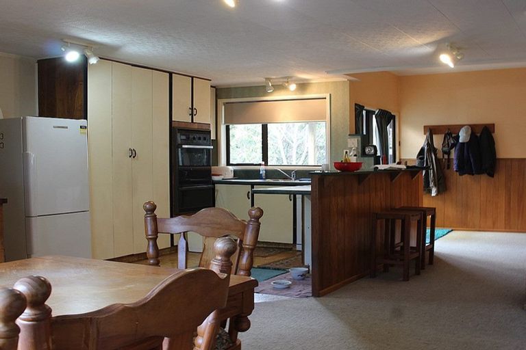 Photo of property in 72 Swansea Road, Stratford, 4332