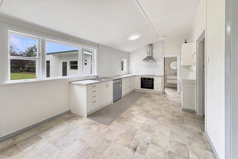 Photo of property in 31 Tararua Street, Pahiatua, 4910