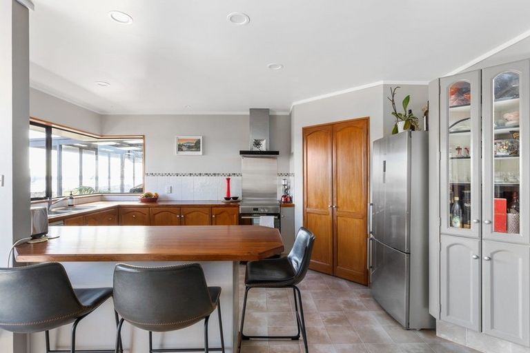 Photo of property in 40 Endeavour Avenue, Welcome Bay, Tauranga, 3112