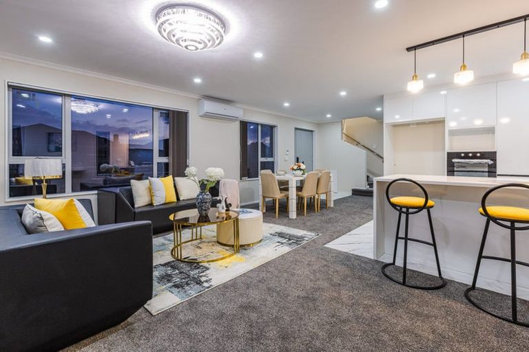 Photo of property in 2a Robyn Place, Mangere East, Auckland, 2024