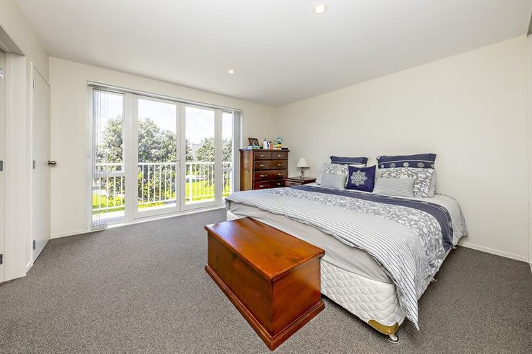 Photo of property in 55 Phar Lap Crescent, Takanini, 2112