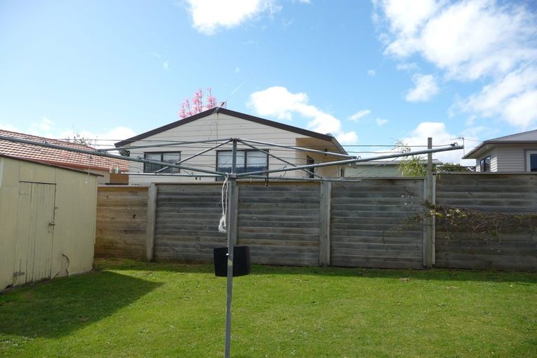 Photo of property in 21 Tyrone Street, Greerton, Tauranga, 3112