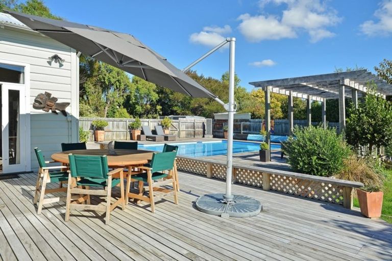 Photo of property in 76 Venice Street, Martinborough, 5711