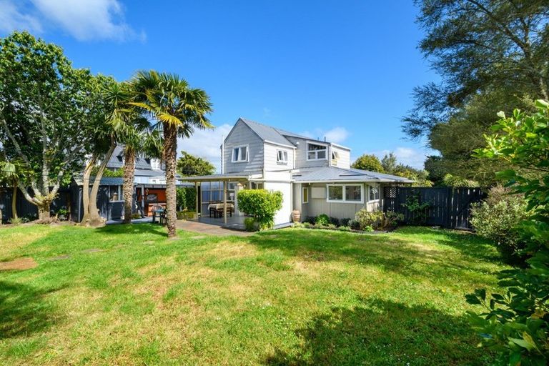 Photo of property in 164 Henderson Valley Road, Henderson, Auckland, 0612