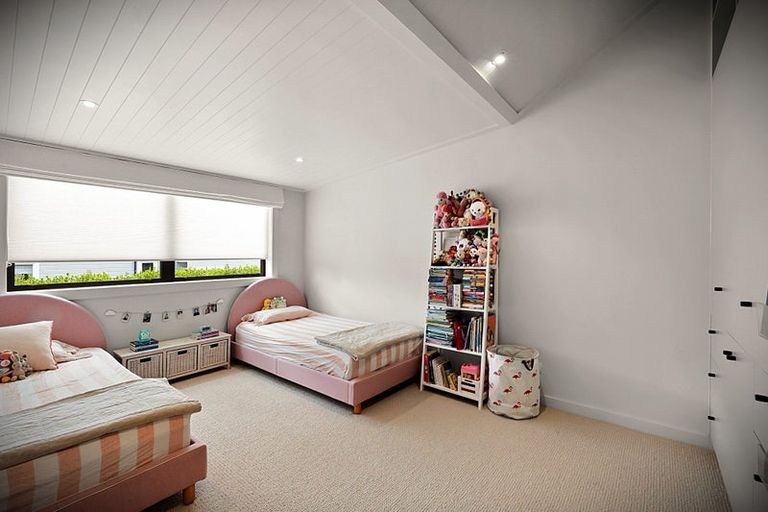 Photo of property in 366 Frankley Road, Ferndale, New Plymouth, 4310